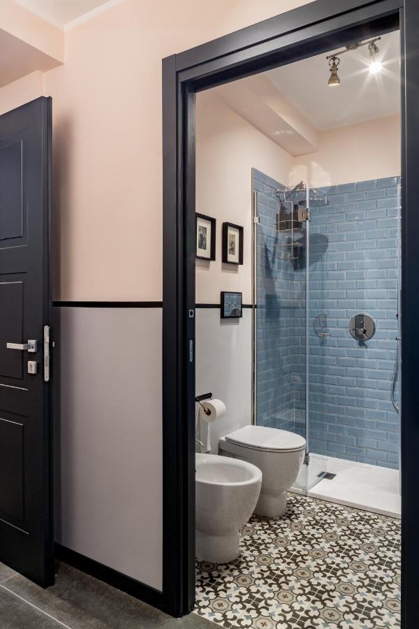 Contus Retro Guest House Cagliari Bagian luar foto