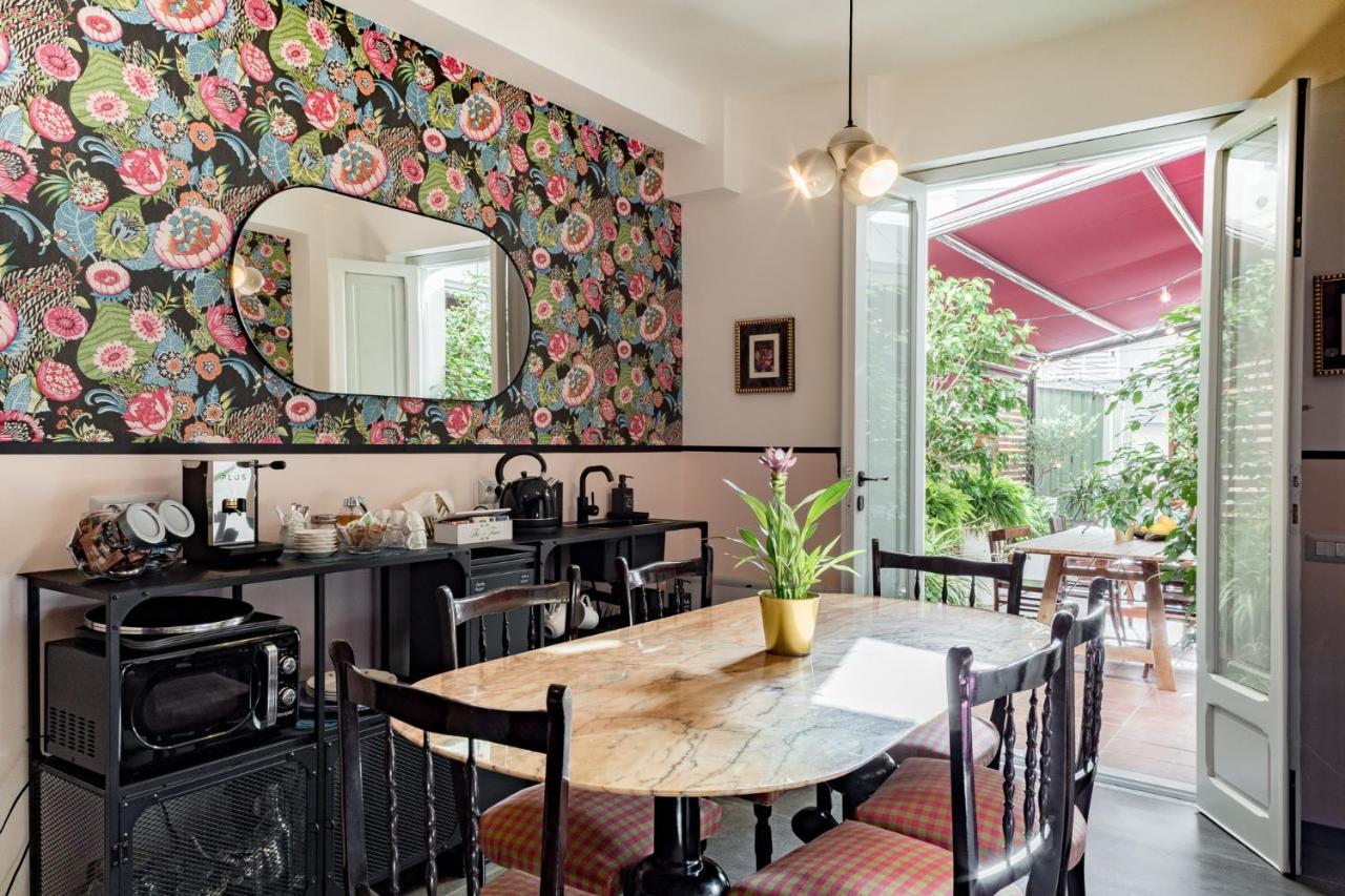 Contus Retro Guest House Cagliari Bagian luar foto